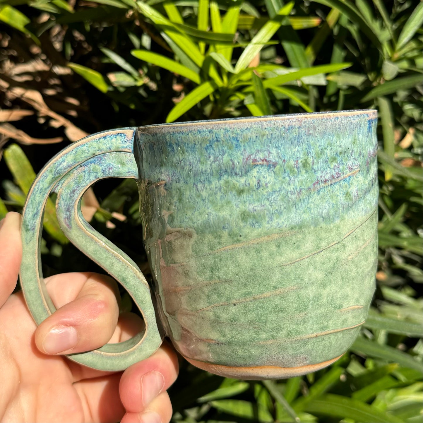 Light Green Wavy Mug 11 oz