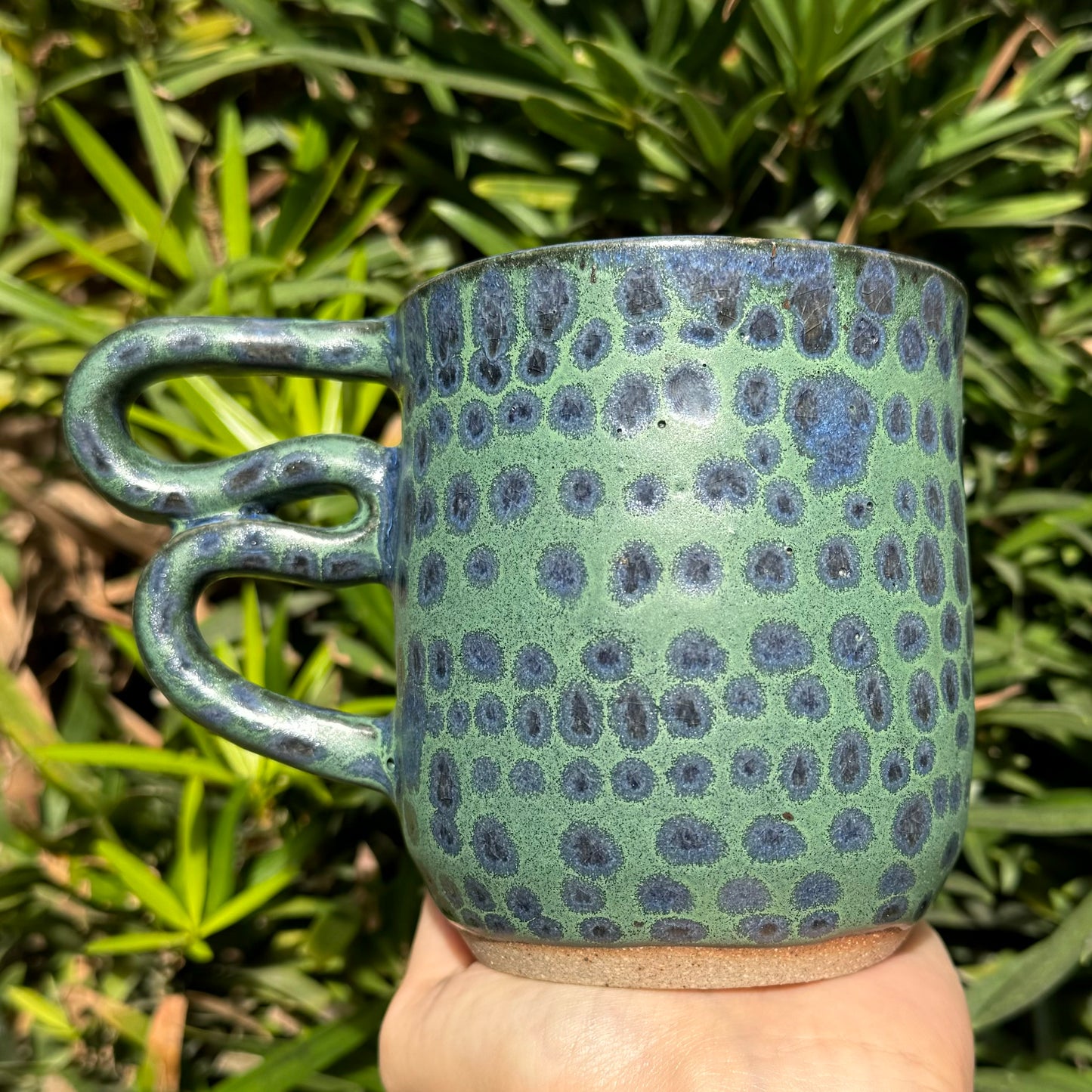 Green with Blue Dots Mug 16 oz