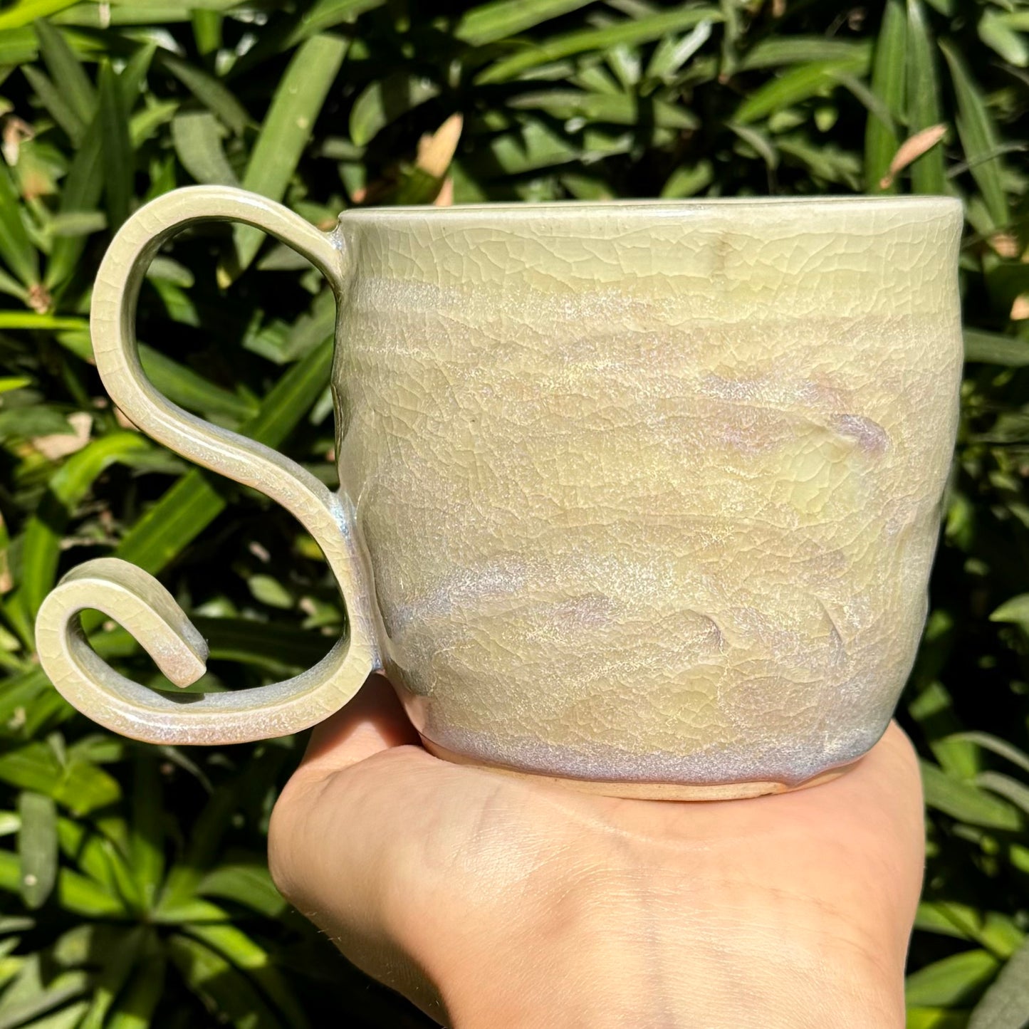 White and Pink Wavy Mug 10 oz