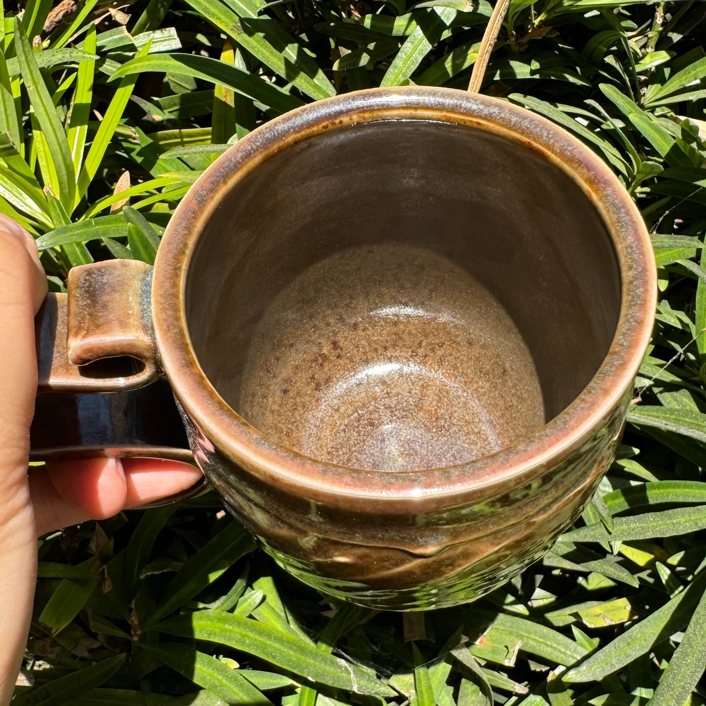 Brown Wavy Mug 12 oz