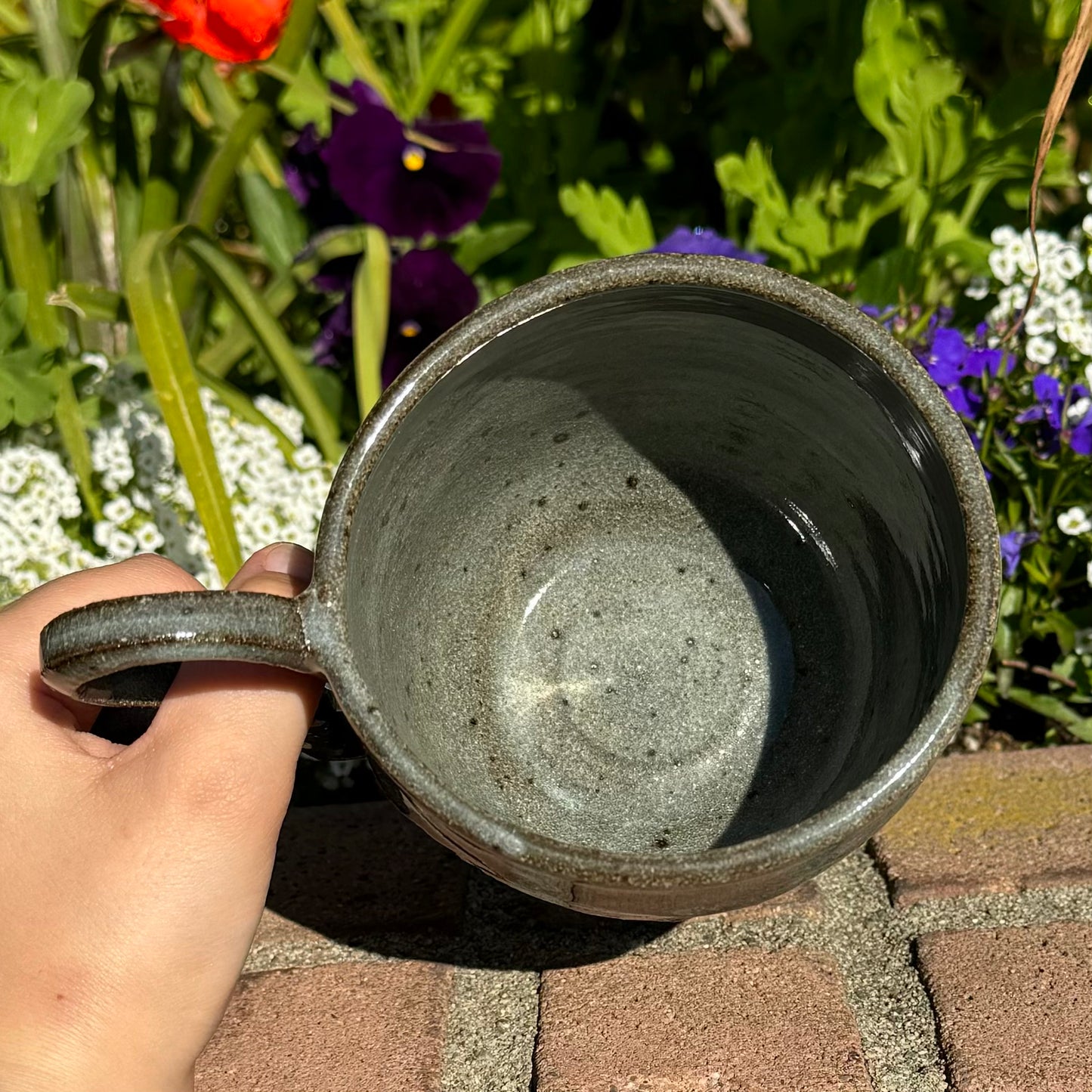 Green Wavy Mug 20 oz