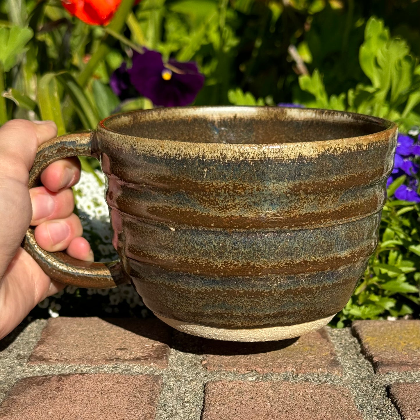 Brown Textured Mug 22 oz